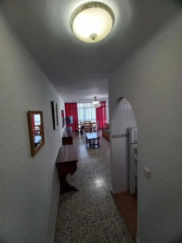 Amplio Piso en Benalmádena con Vistas y Excelentes Amenidades — 15