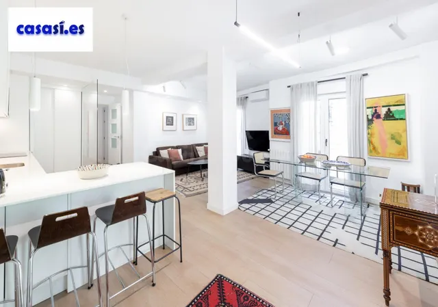 ✨ EXCLUSIVA VIVIENDA REFORMADA EN PLAZA MARIANA PINEDA — 2