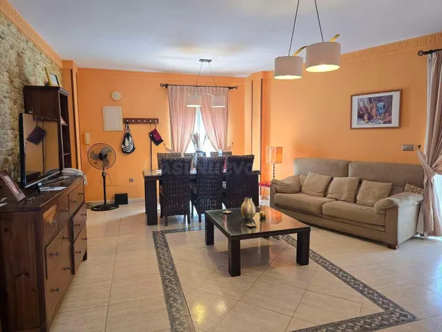 Ático 4 habitaciones 117m² en venta - Estacion de autobuses - foto 2