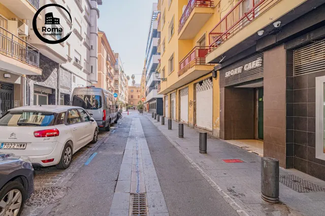 Local en pleno centro de Granada — 26