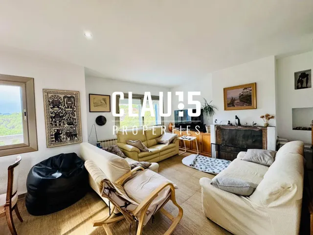 Casa unifamiliar en venta en Sant Cebrià de Vallalta con pis - foto 4