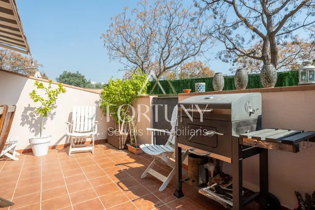 Dúplex en venta Calle Teresa de Calcuta, Reus. — 36