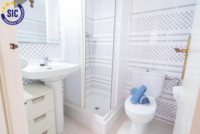 Coqueto apartamento lateral en primera línea en Playa Morro de Gos — 28