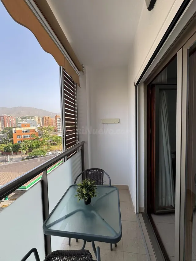 Piso exterior y muy luminoso en Calle Álvaro Rodríguez López - foto 3