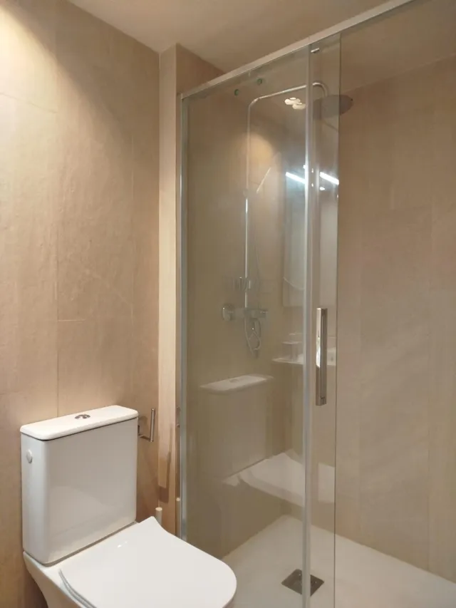 ¡Se alquila en Guadalupe, estudio con piscina comunitaria! — 24