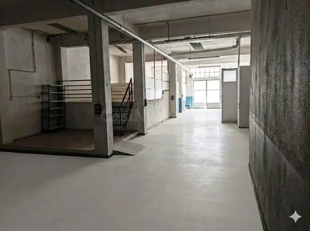 Local comercial junto a Avda. Blasco Ibañez - foto 3