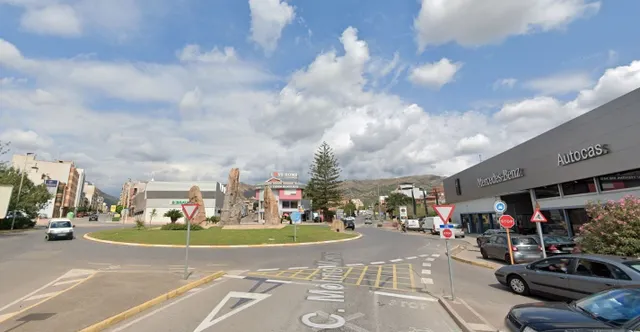 Local comercial 719m² en venta - Area 6