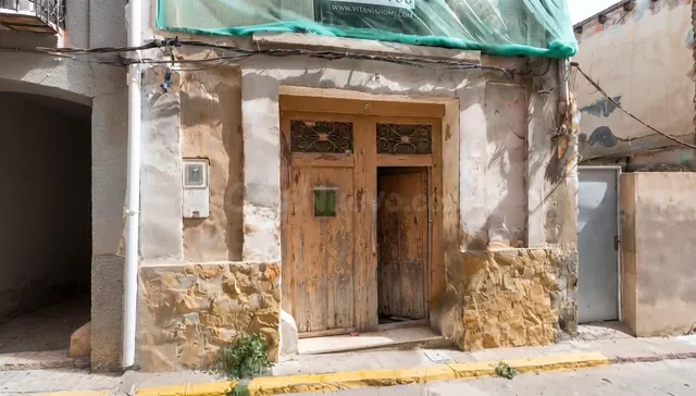 OPORTUNIDAD DE INVERSIÓN EN L’ ALCORA – CASA PARA REFORMAR C - foto 2