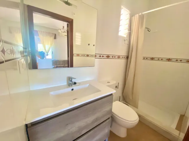 Estupenda casa en los desamparados, amplia, con porche, toda amueblada, a tan solo 5min de Orihuela ciudad (máximo dos inquilinos, o 3 estudiantes) estancia temporal — 7