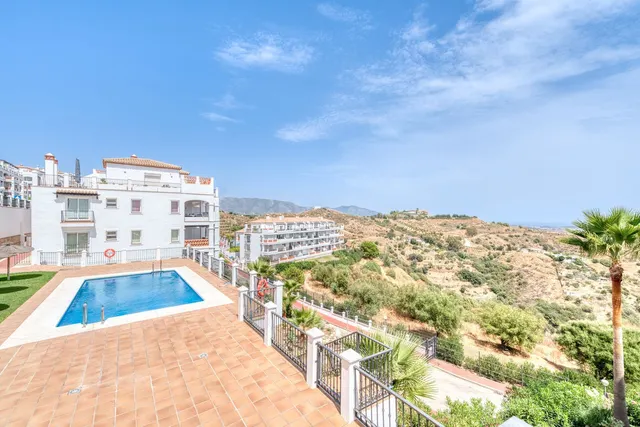 Apartamento 2 habitaciones 81m² en venta - Riviera del sol - foto 2