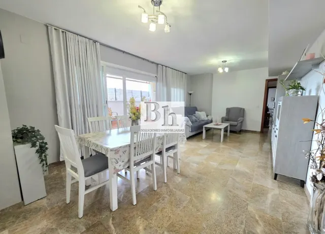 BLANHOGAR vende Ático en Puerta de Málaga - foto 3