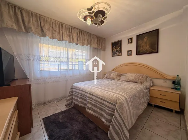 Espectacular piso de 3 habitaciones con patio y aire acondicionado en zona campoamor de Alicante — 26