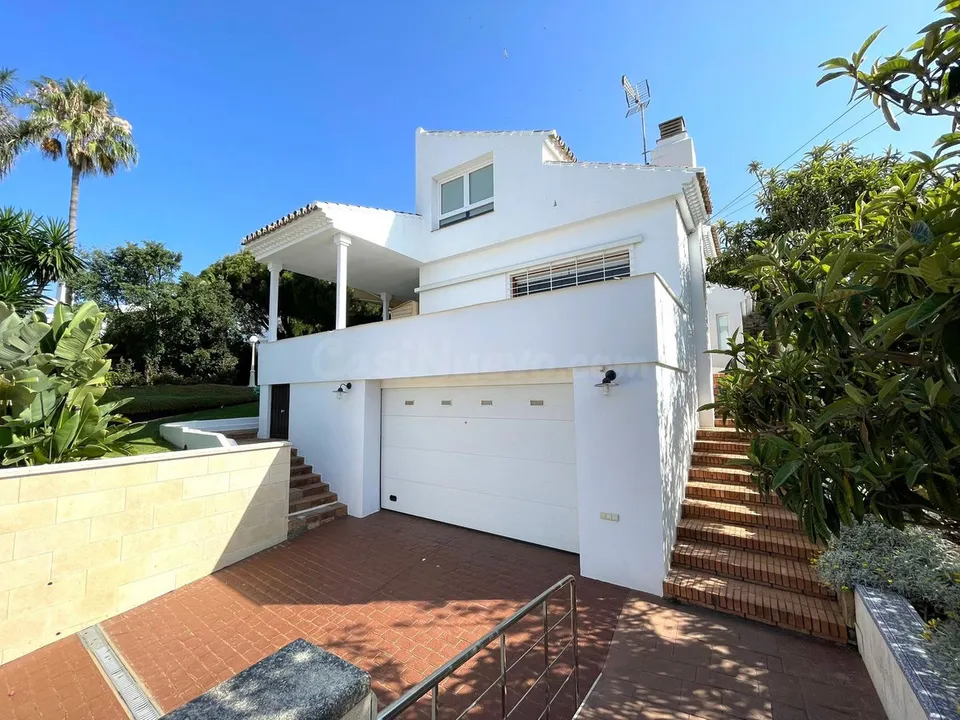 Chalet 4 habitaciones 273m² en venta - Costa Del Sol