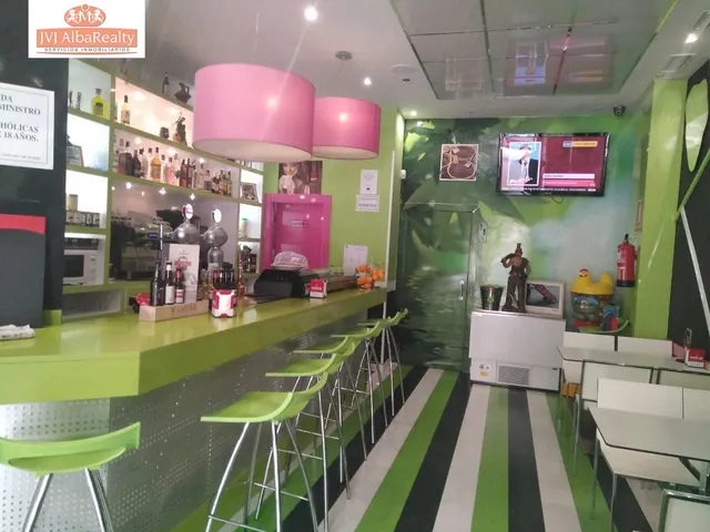 CAFETERIA EN FUNCIONAMIENTO EN VENTA CON TODO SU EQUIPAMIENTO FACULTAD MEDICINA — 2