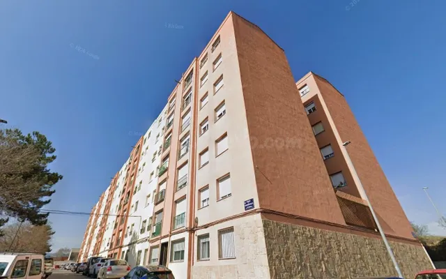 SE VENDE PISO OKUPADO en Avenida Can Boada Del Pi, De Nº 1 T - foto 3