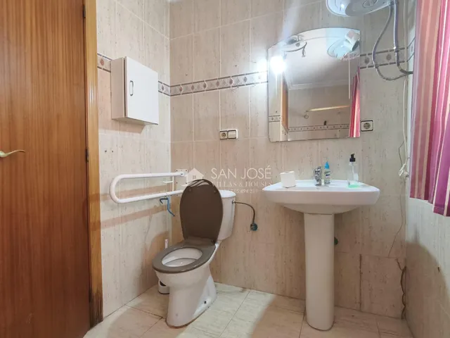 VENTA DE CASA EN ASPE, ZONA CENTRO — 9