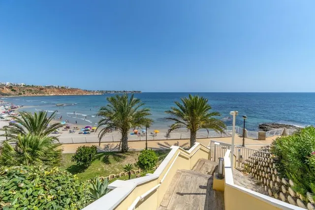 Amplio apartamento en Aguamarina, 50m de la playa — 24