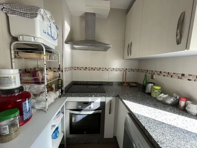 Piso con terraza, vistas al mar y plaza de garaje en Arroyo de la Miel, Benalmádena — 23