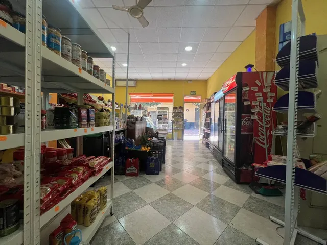 Local comercial 110m² en venta - Costa Del Sol - foto 4