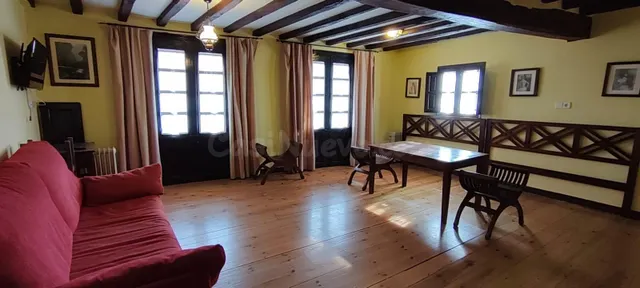 ÁTICO-DÚPLEX EN EL CORAZÓN HISTÓRICO DE SANTILLANA DEL MAR.- - foto 4