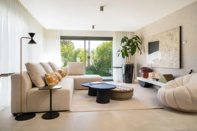 Pareado de 4 dormitorios y 3 baños con vistas al mar. Lista para entrar a vivir! frente al mar — 47