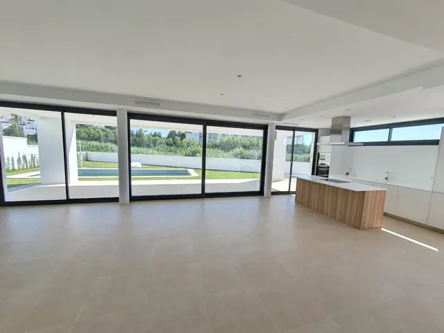 Chalet 4 habitaciones 205m² en venta - Costa del Sol — 15