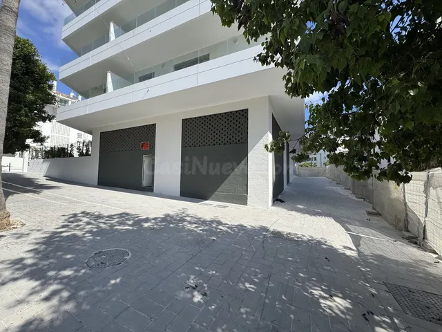 Local comercial 220m² en venta - Marbella — 4