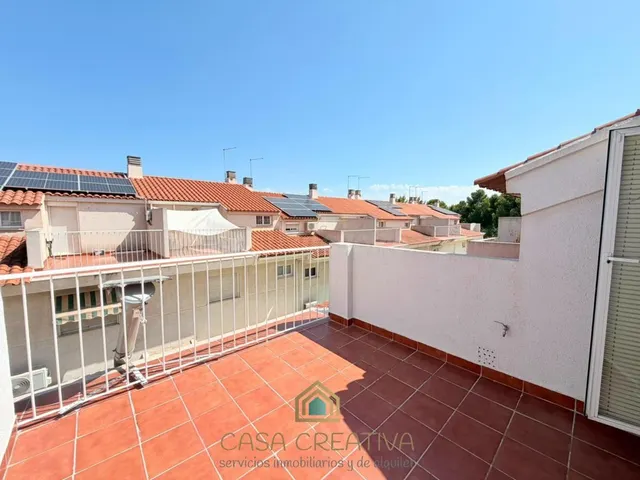 Adosado en venta en picaña – 4 terrazas, garaje y 5 dormitorios – 483.000 € — 97