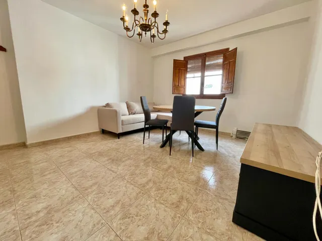 Vivienda de 3 dormitorios con garaje en plena Judería de Córdoba — 22