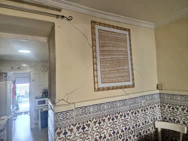 «Oportunidad: inmueble para subsanación de asentamiento y fisuras recurrentes» — 28