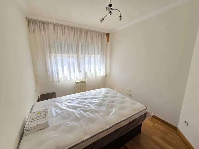 VIVIENDA IMPECABLE CON GARAJE Y BODEGA — 27
