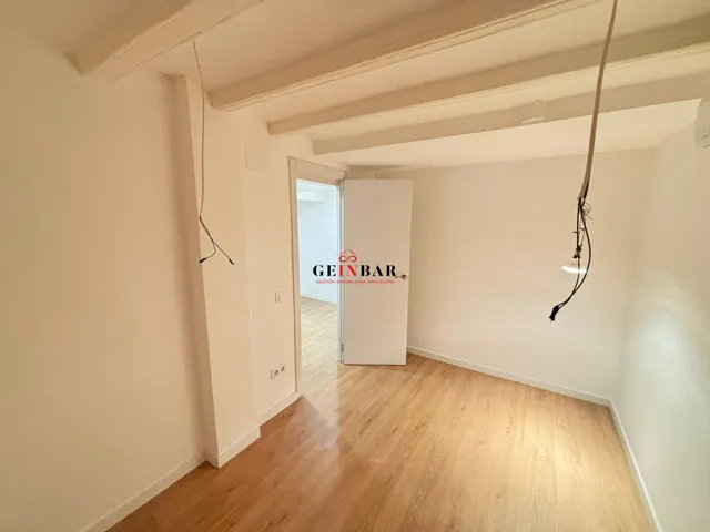 DÚPLEX RECIEN REFORMADO MUY CERCANO AL PASEO MARITIMO — 36