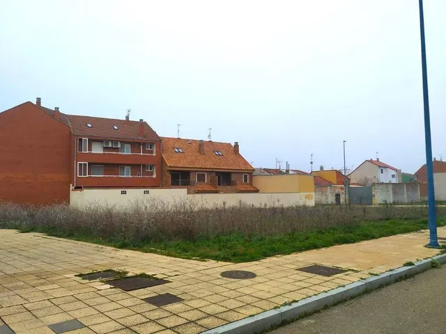 Suelo urbano residencial en VILLAREAL, PARCELA R2, DE PUENTE CASTRO SECTOR SUR — 7