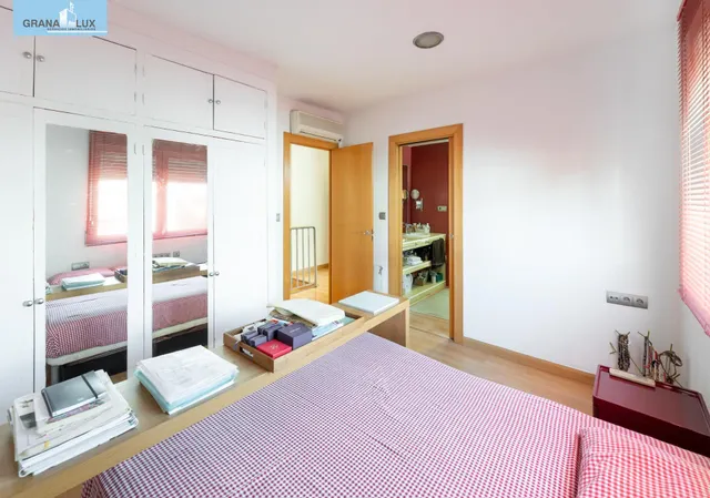 Preciosa casa en monteluz — 18