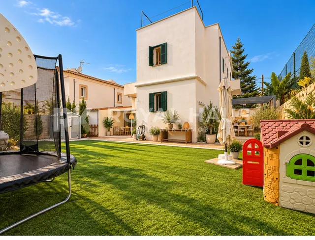 CASA CON 300m DE TERRAZA CERCA DEL MAR — 12