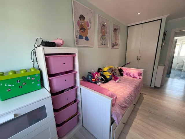 PRECIOSO PISO JUNTA A LA RIA DE COLINDRES DE 3 DORMITORIOS — 31