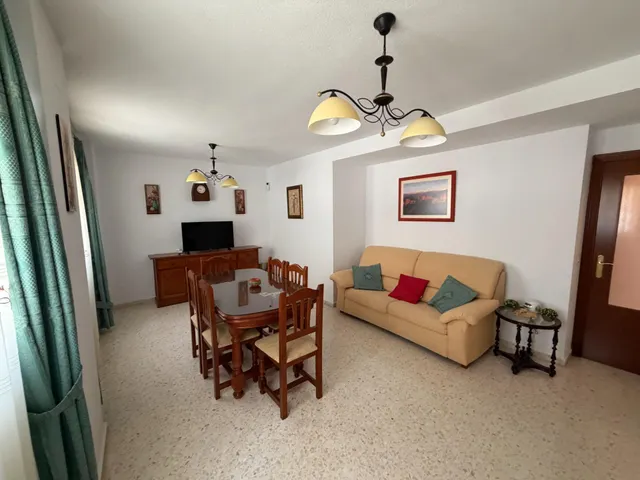 ¡Oportunidad para comprar en Zona de Camposoto! — 8