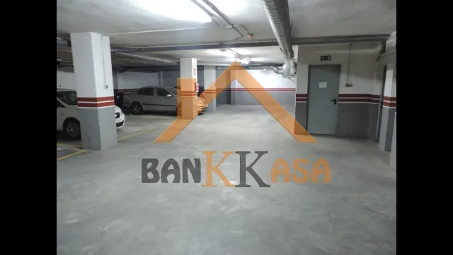 SE VENDE PLAZA DE GARAJE EN EL EJIDO ZONA CENTRO — 5