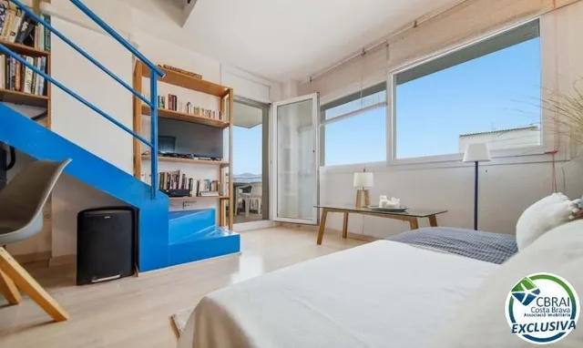 Ático de 61 m2, con 60 m2 de terraza-solarium, LICENCIA TURISTICA. — 7