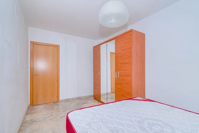 PISO DE 2 DORMITORIOS CON GARAJE Y TRASTERO — 7