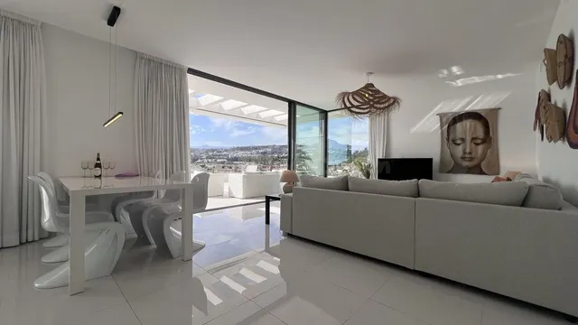 Ático 3 habitaciones 134m² en venta - Zona Las Mesas - foto 4