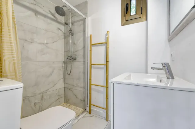 Piso 1 habitación 41m² en venta - Centre — 17