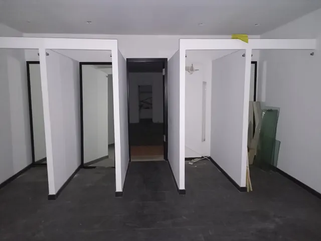 Local comercial en zona prime, con mucho paso. — 17