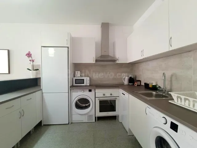 ¡alquiler para estudiantes! 3 habitaciones y 2 baños, carlos haya — 10