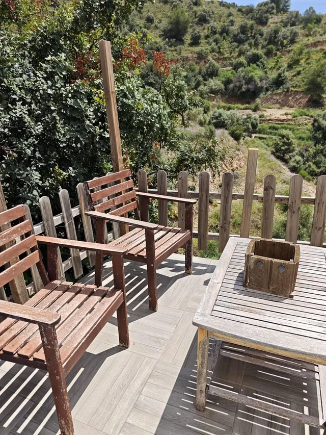 Casa rústica con terrazas y vistas a la montaña en Totalán — 19