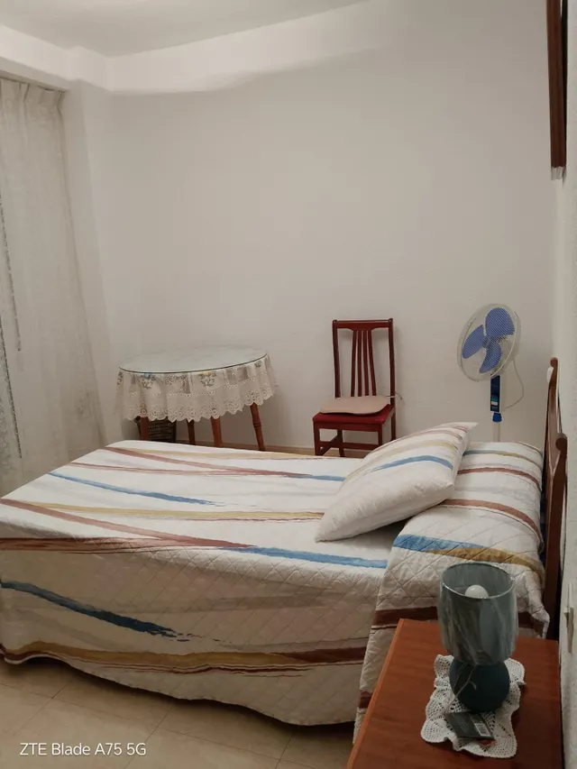 Piso de estudiantes en zona Camino de Ronda — 13