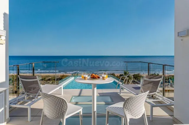 Ático de lujo con piscina privada y vistas al mar en Oliva P - foto 3