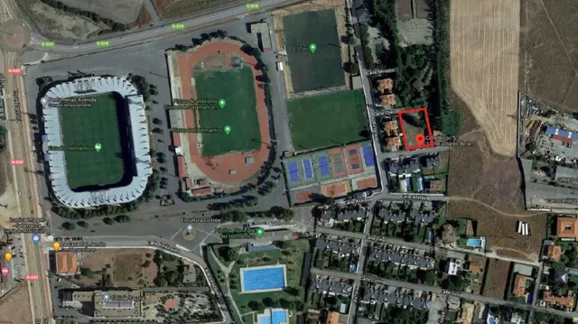 VENTA DE PARCELA, URBANIZACIÓN EL VISO — 2