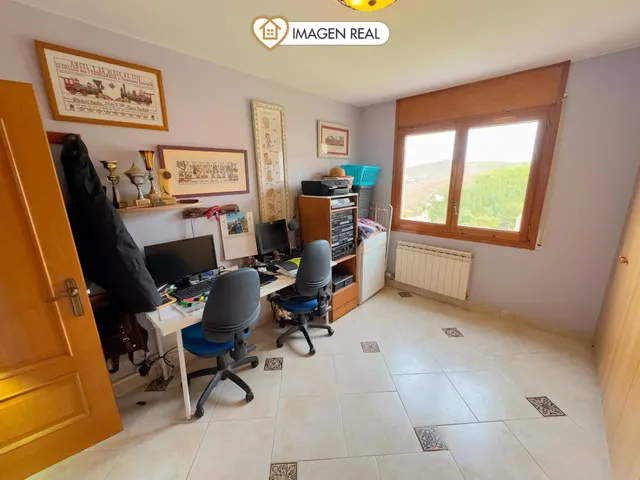 ¡CASA CON GRAN PARCELA!, A SOLO 30 MIN DE BARCELONA! VIVE CON ESPACIO, PRIVACIDAD Y NATURALEZA — 28