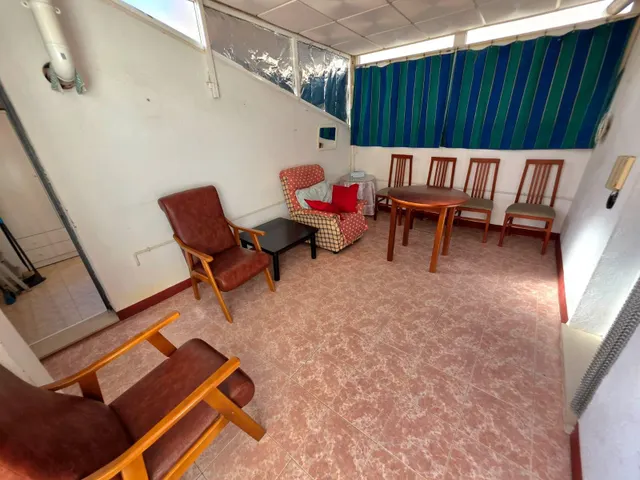 Amplia Vivienda en Alquiler con Terraza en Castellón. — 7